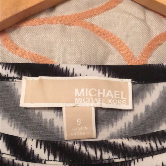 Like new Michael Kors dress size S zebra print - Picture 3 of 5